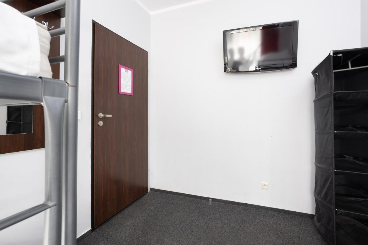 Shick Hostel Wroclaw Bagian luar foto