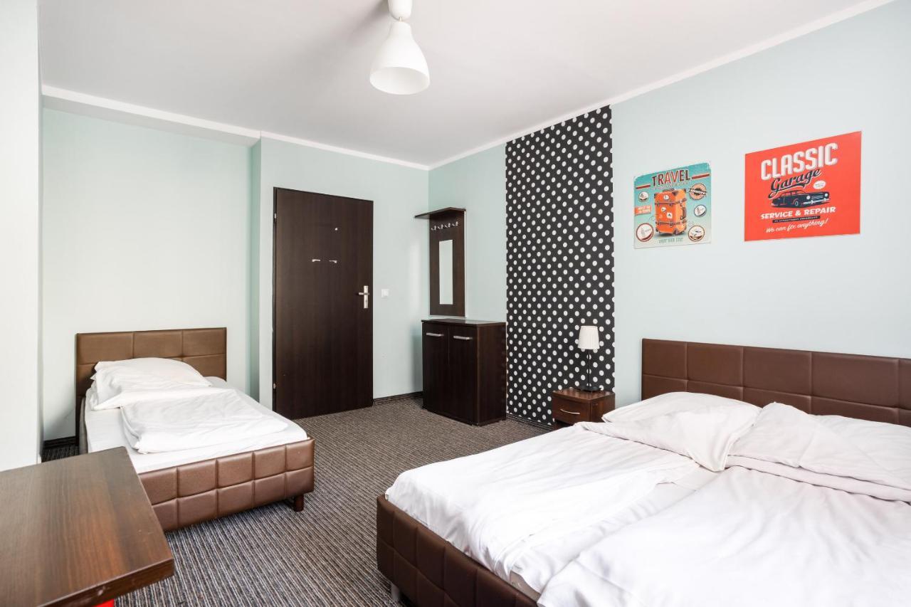 Shick Hostel Wroclaw Bagian luar foto