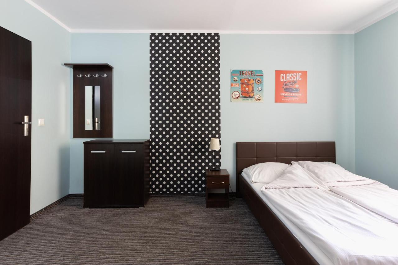 Shick Hostel Wroclaw Bagian luar foto