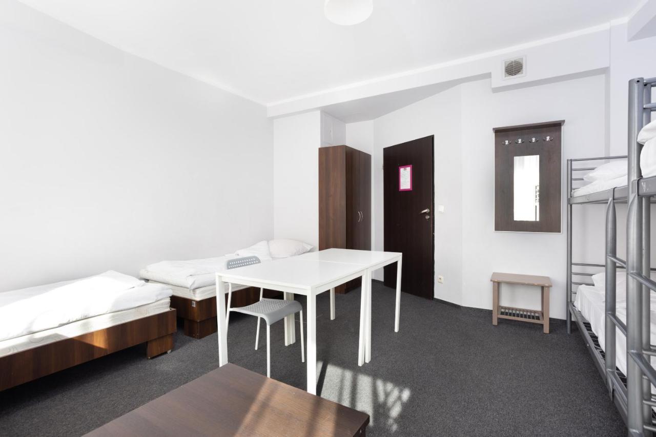 Shick Hostel Wroclaw Bagian luar foto