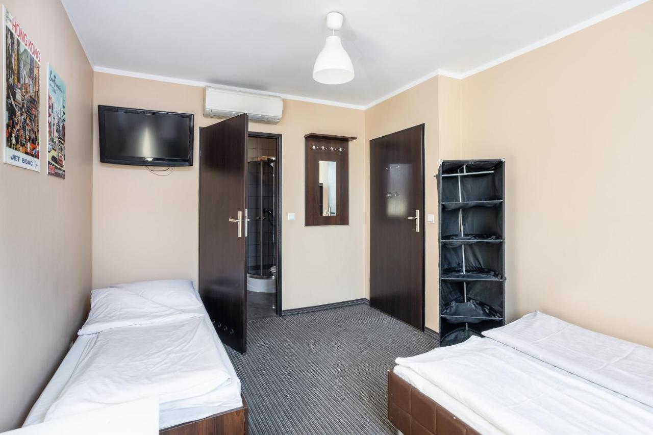 Shick Hostel Wroclaw Bagian luar foto