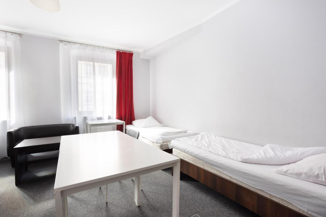 Shick Hostel Wroclaw Bagian luar foto